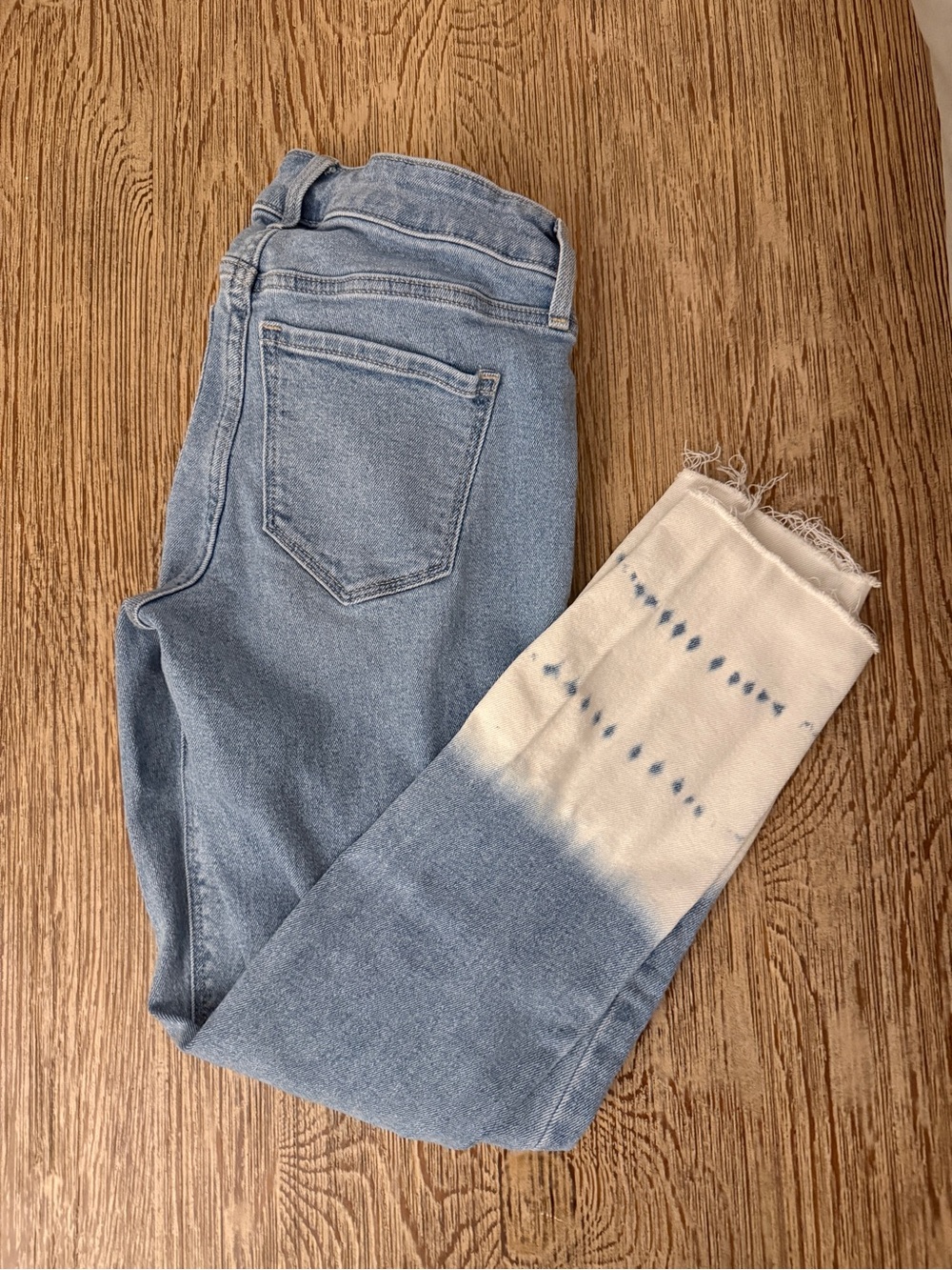 Old Navy Light Blue Tie-Dye Hem Skinny Jeans